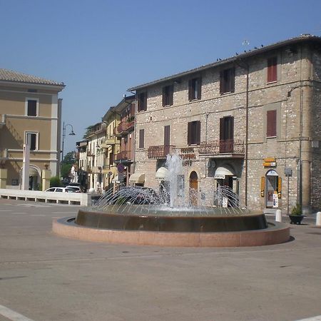 Hotel Piazza Degli Angeli Asyż Zewnętrze zdjęcie