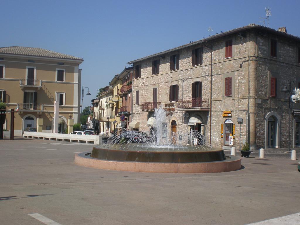 Hotel Piazza Degli Angeli Asyż Zewnętrze zdjęcie