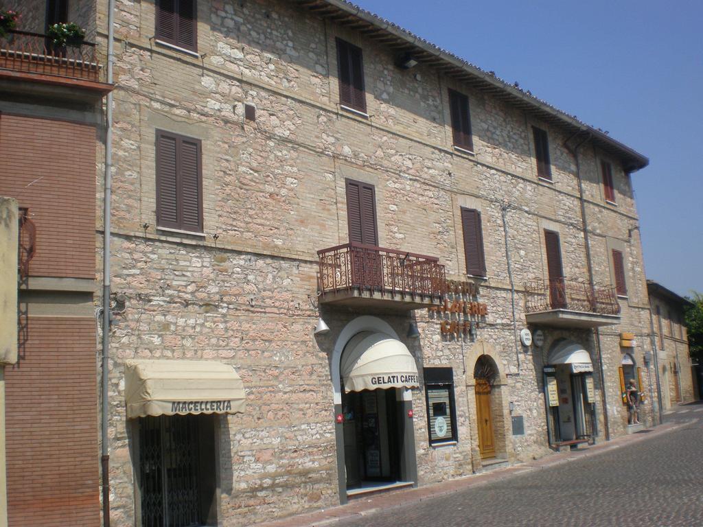Hotel Piazza Degli Angeli Asyż Zewnętrze zdjęcie